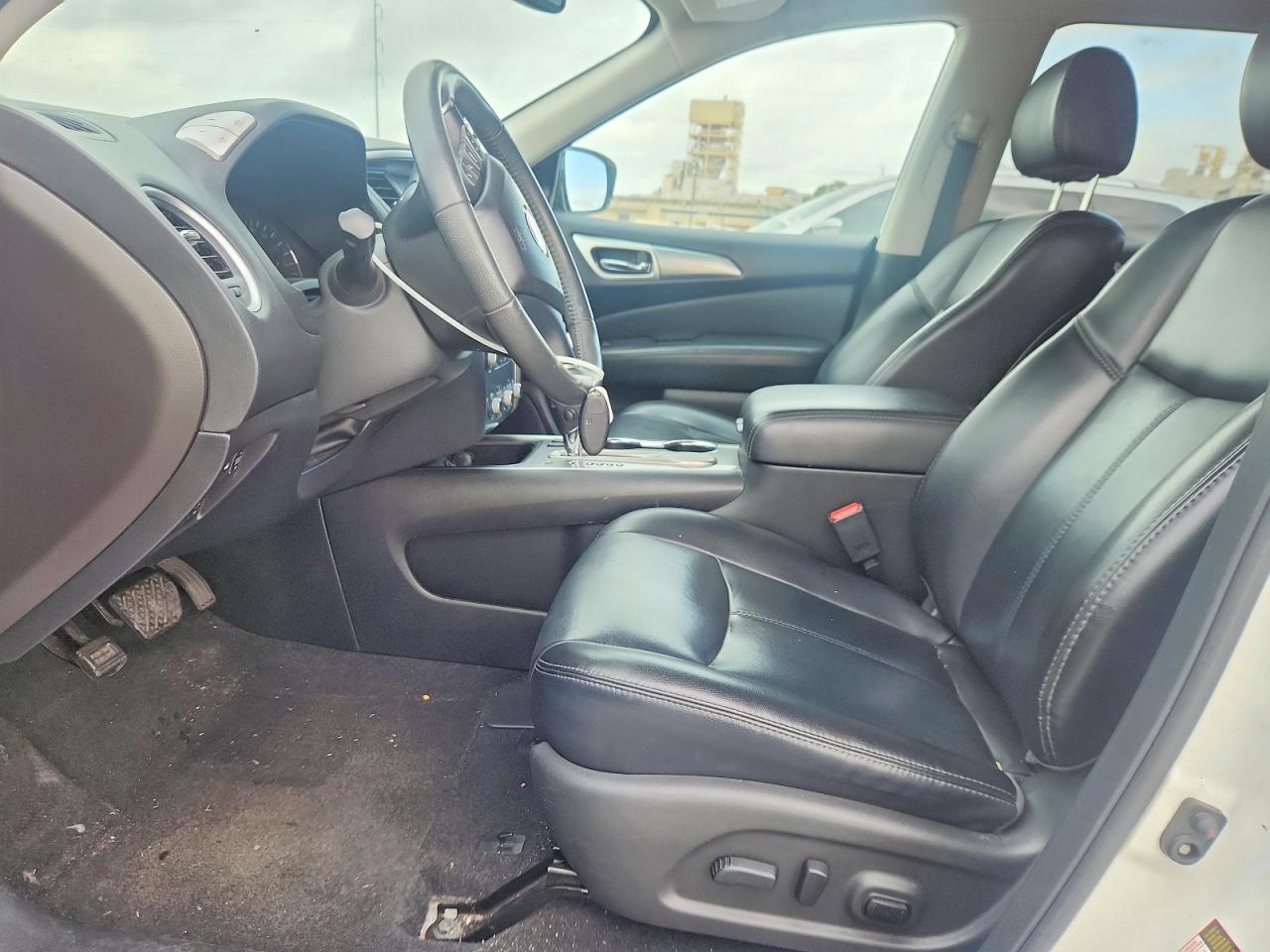 2017 NISSAN PATHFINDER