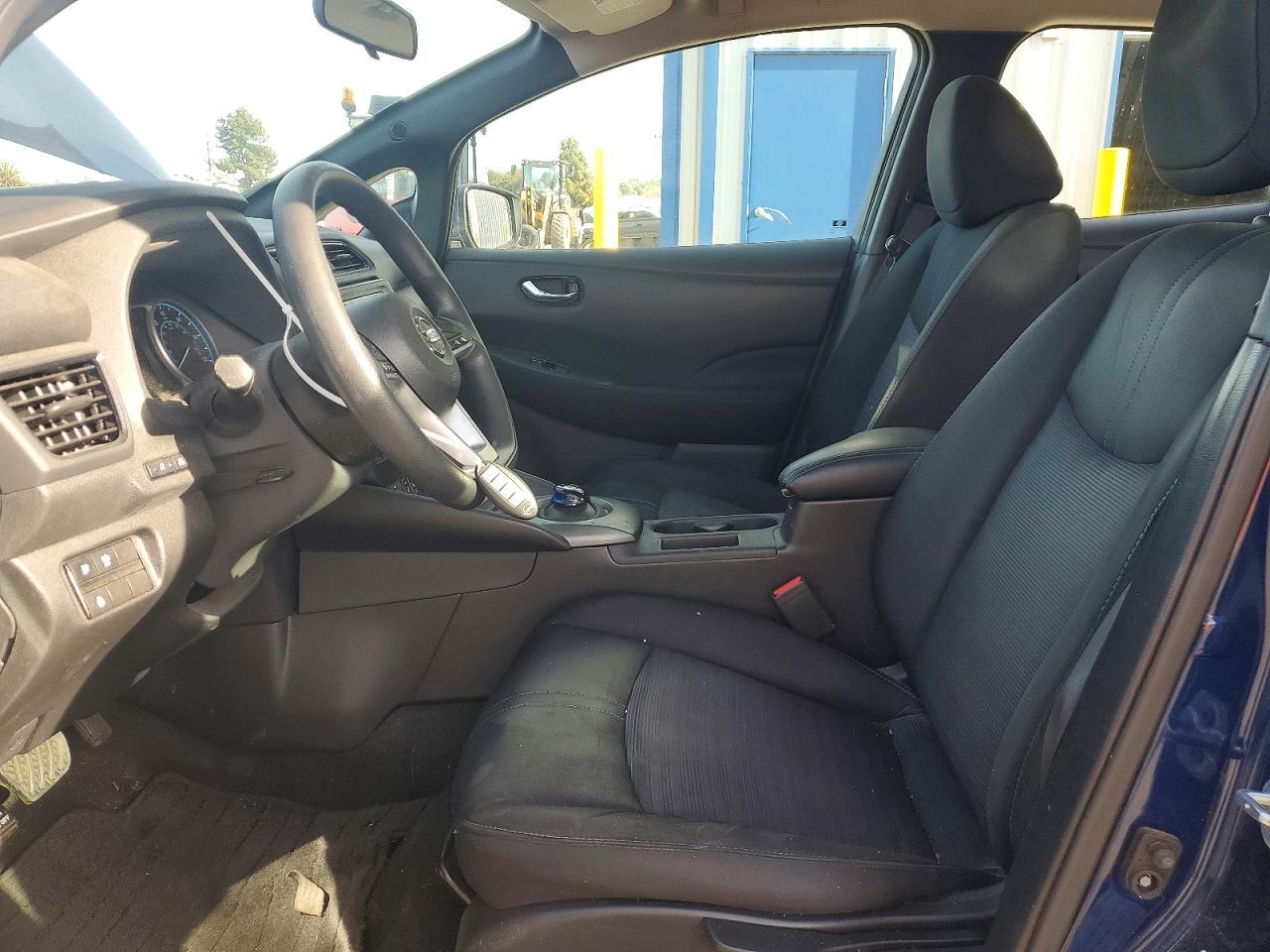 2019 NISSAN LEAF