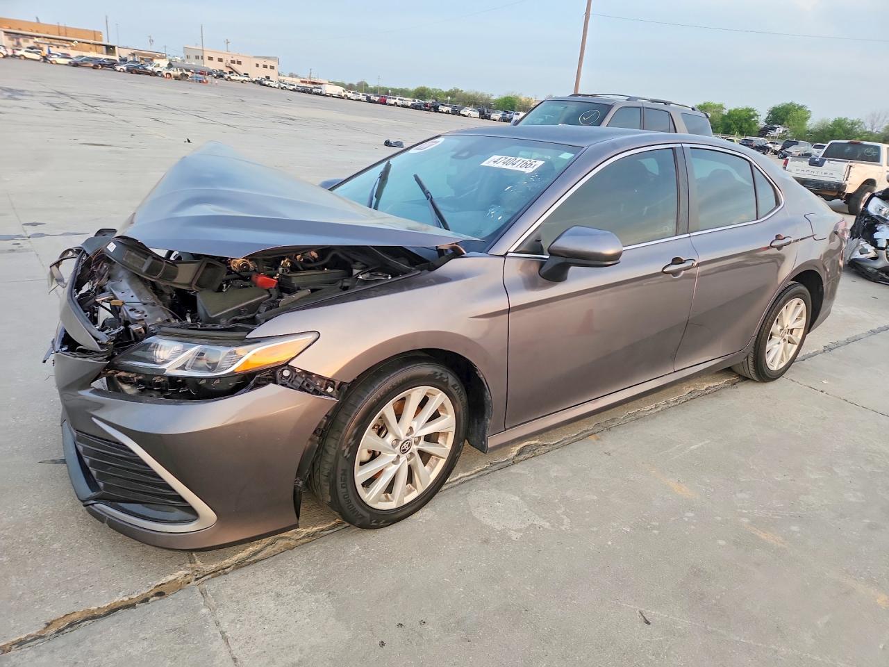 2023 TOYOTA CAMRY