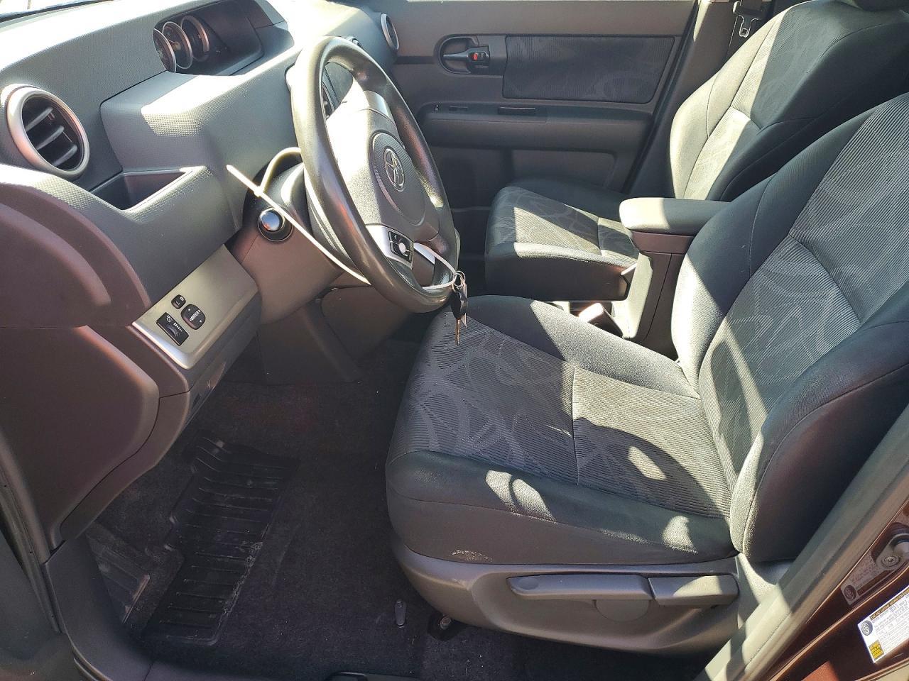 2011 SCION xB
