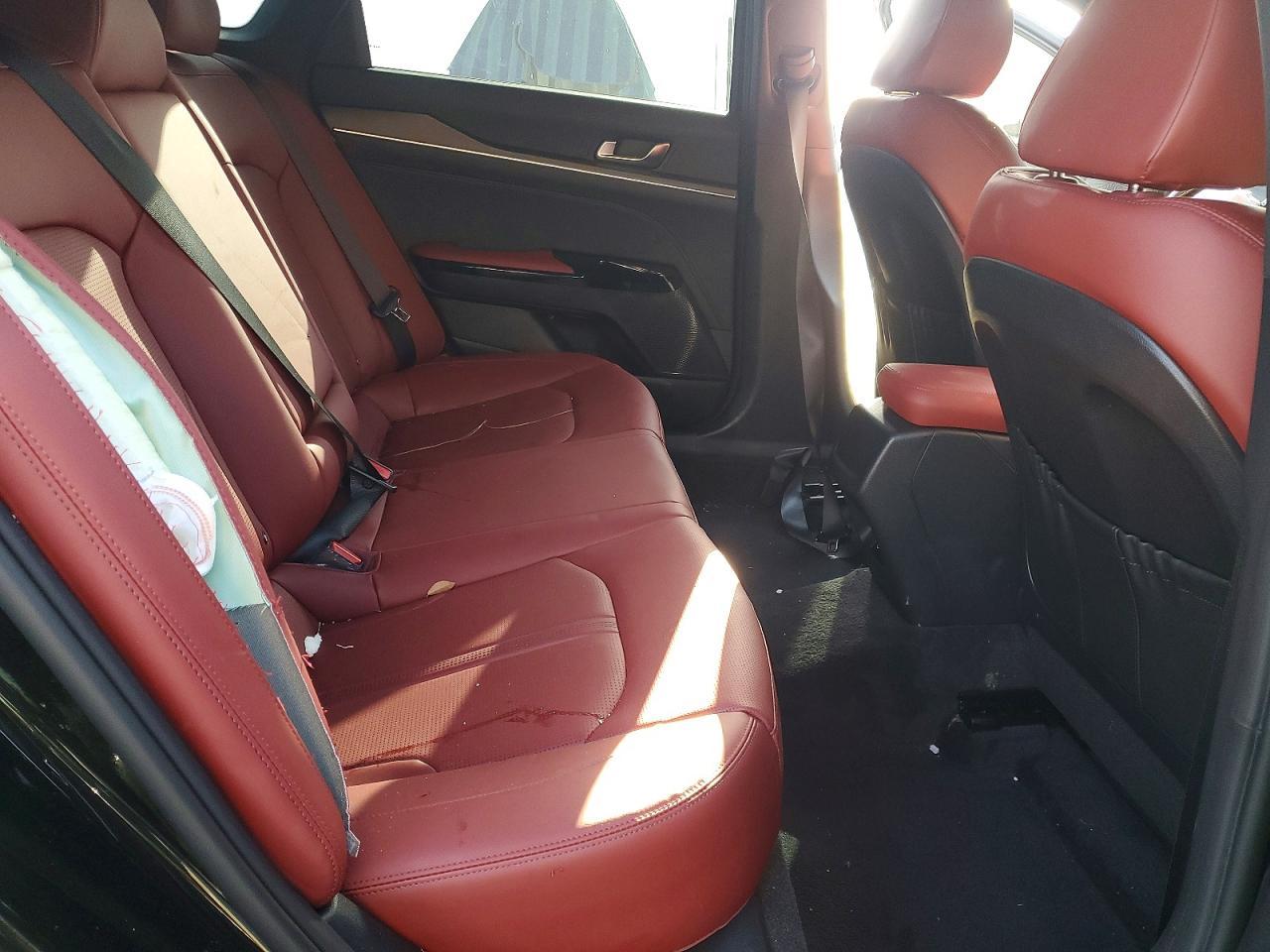 2025 KIA K5