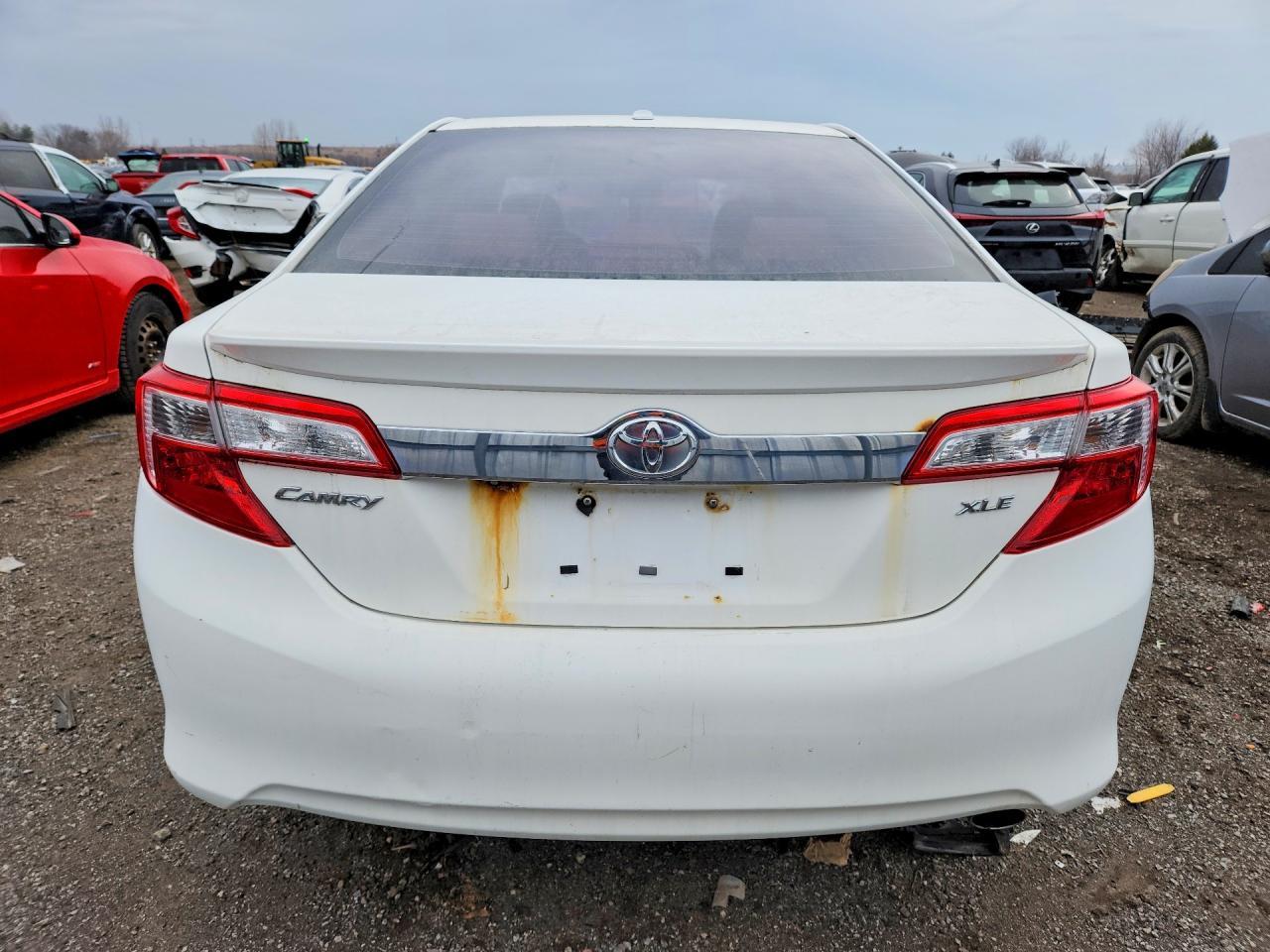 2012 TOYOTA CAMRY