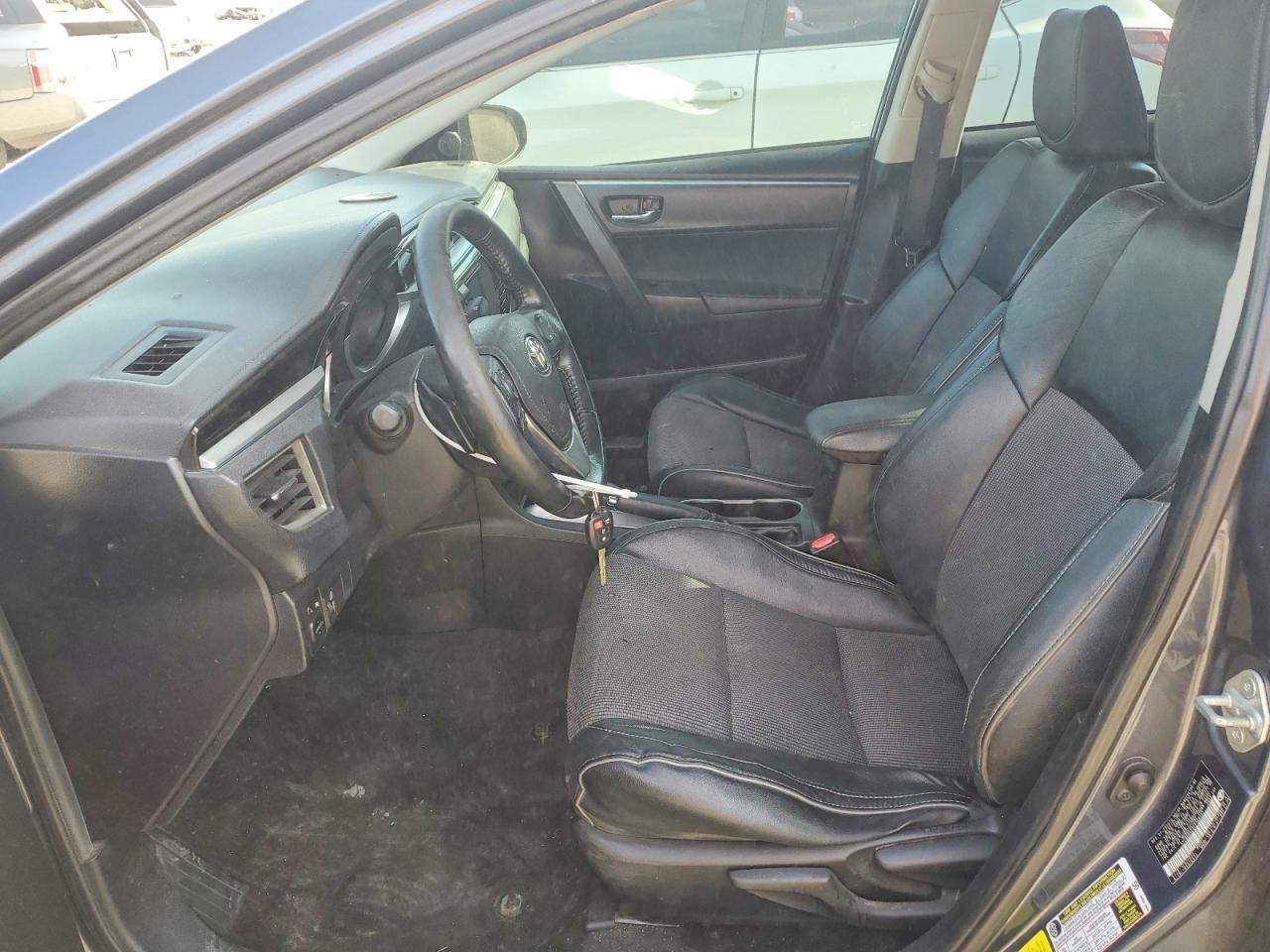 2015 TOYOTA COROLLA