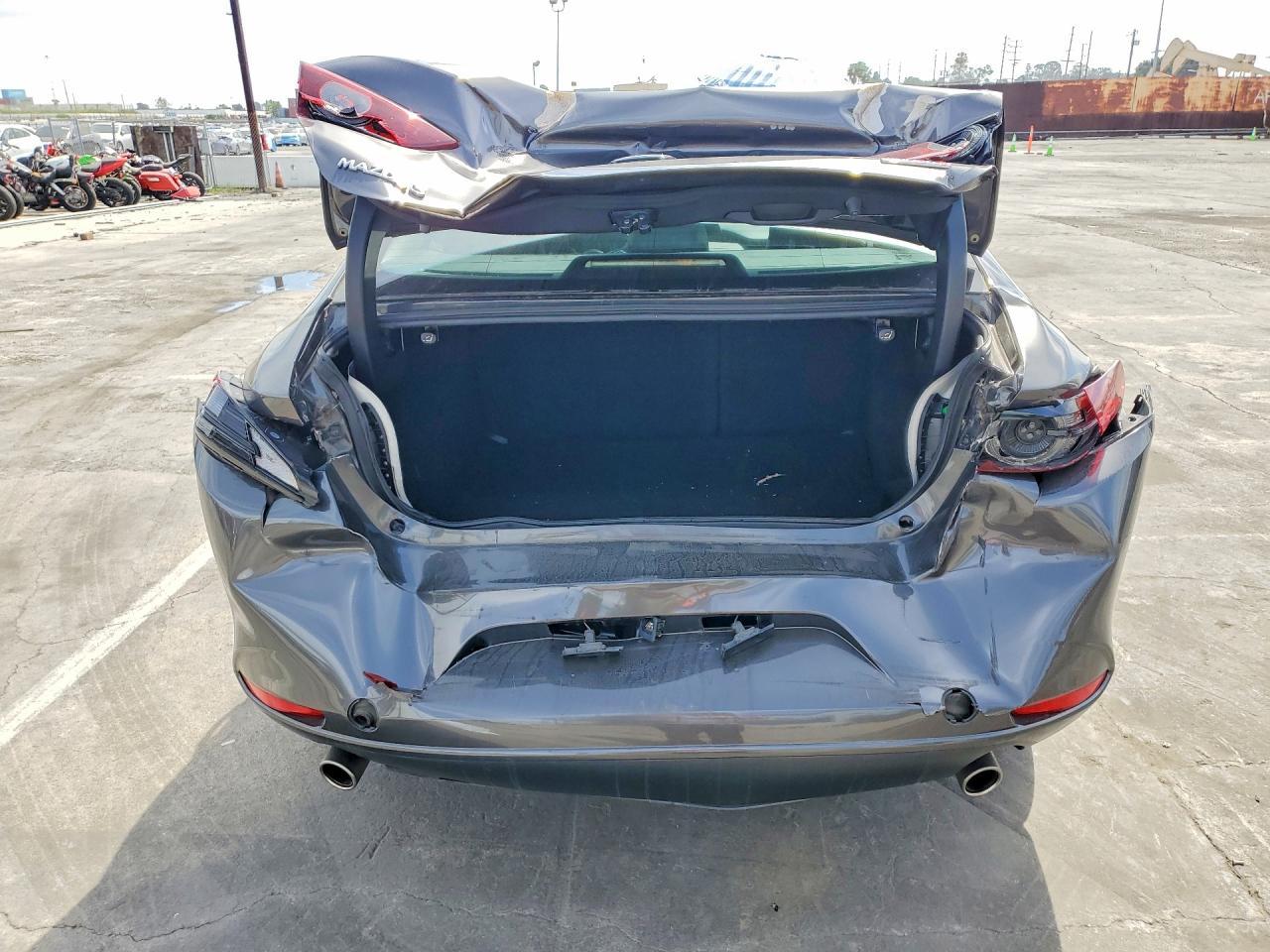 2019 MAZDA 3