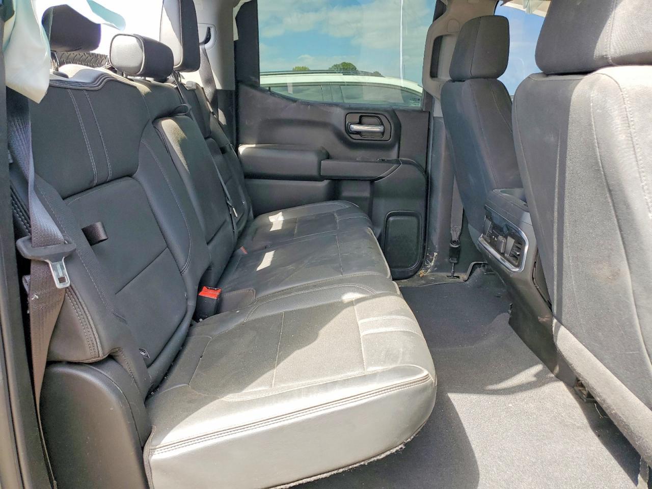 2021 CHEVROLET Silverado