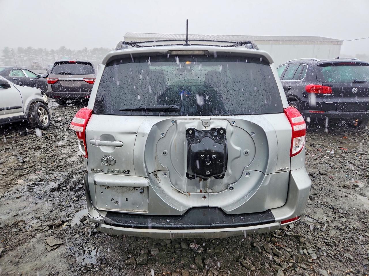 2010 TOYOTA RAV4