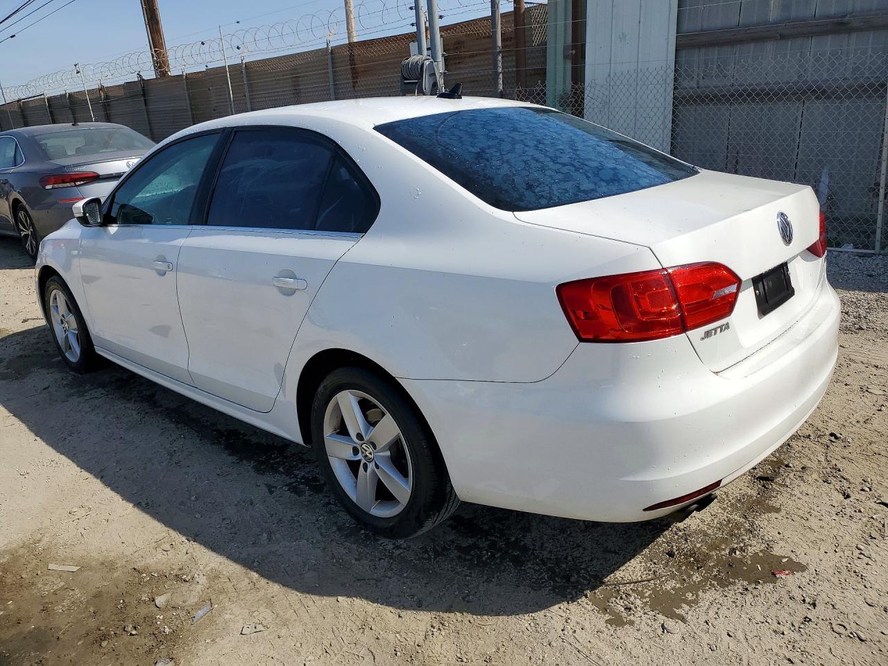 2014 VOLKSWAGEN JETTA