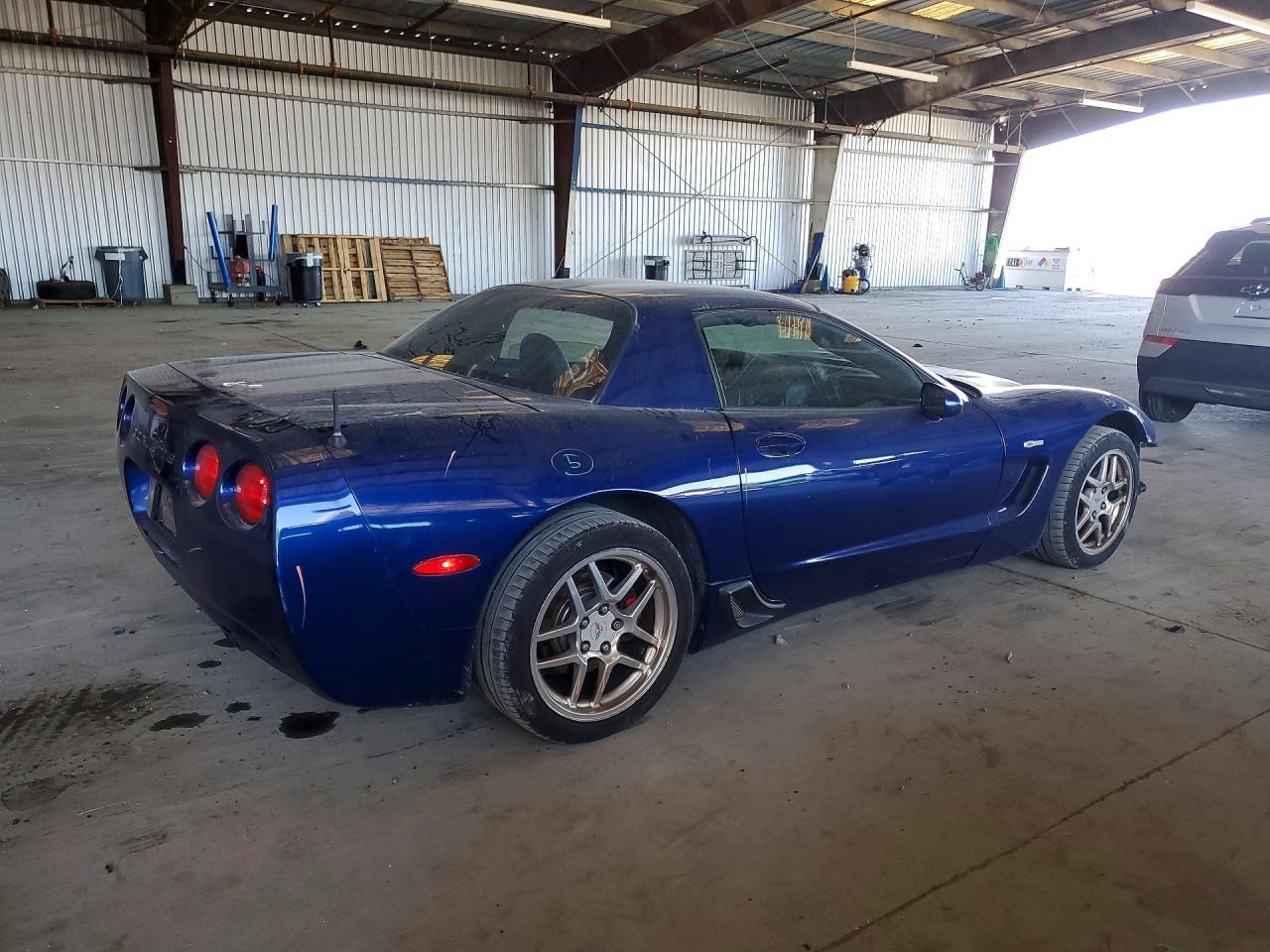 2004 CHEVROLET CORVETTE