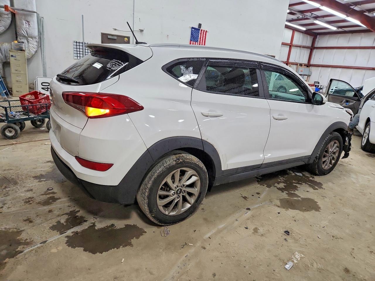 2016 HYUNDAI TUCSON