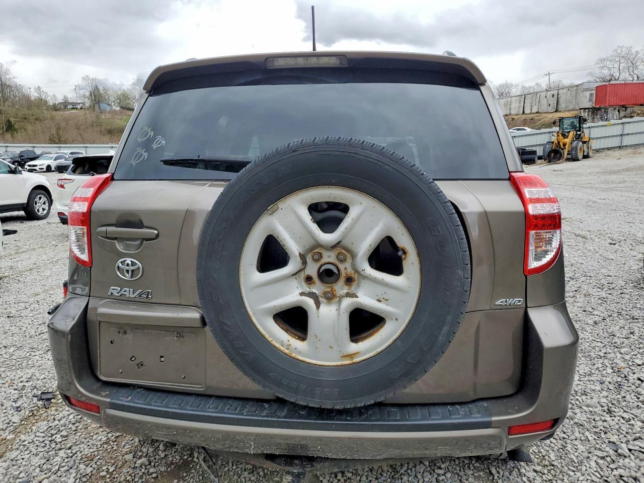2011 TOYOTA RAV4