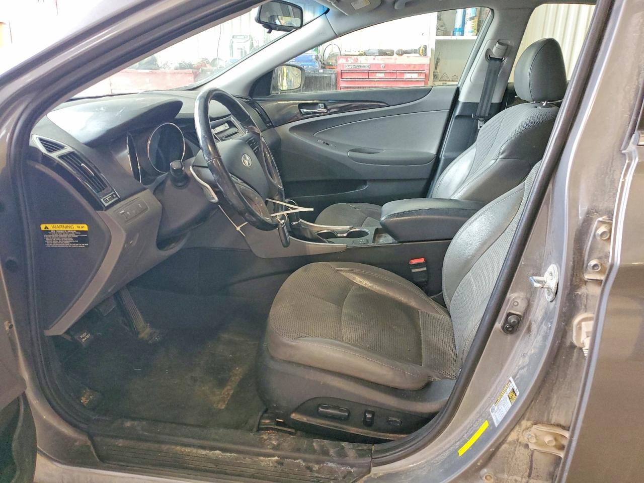 2014 HYUNDAI SONATA