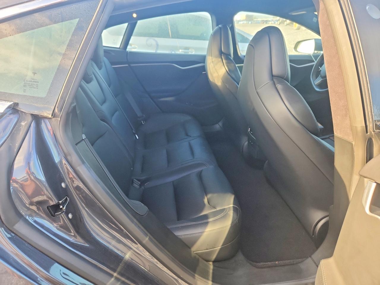 2020 TESLA MODEL S