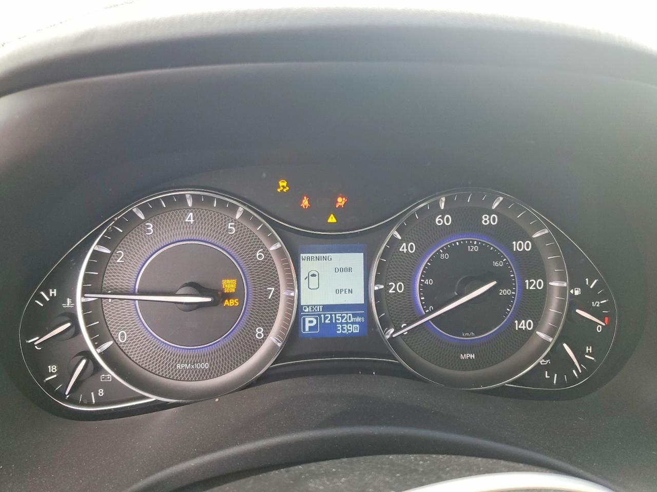 2014 INFINITI QX80