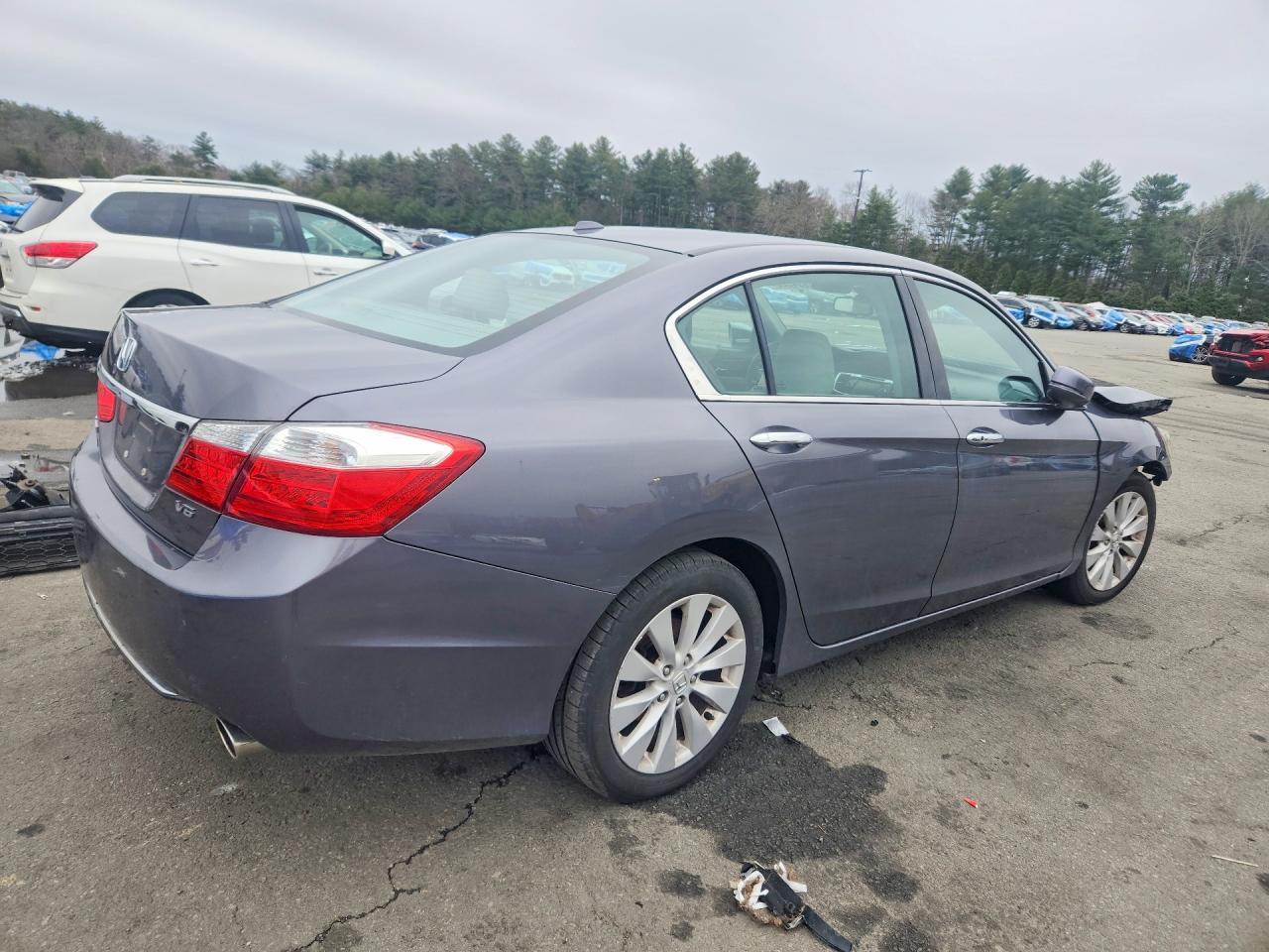 2015 HONDA ACCORD
