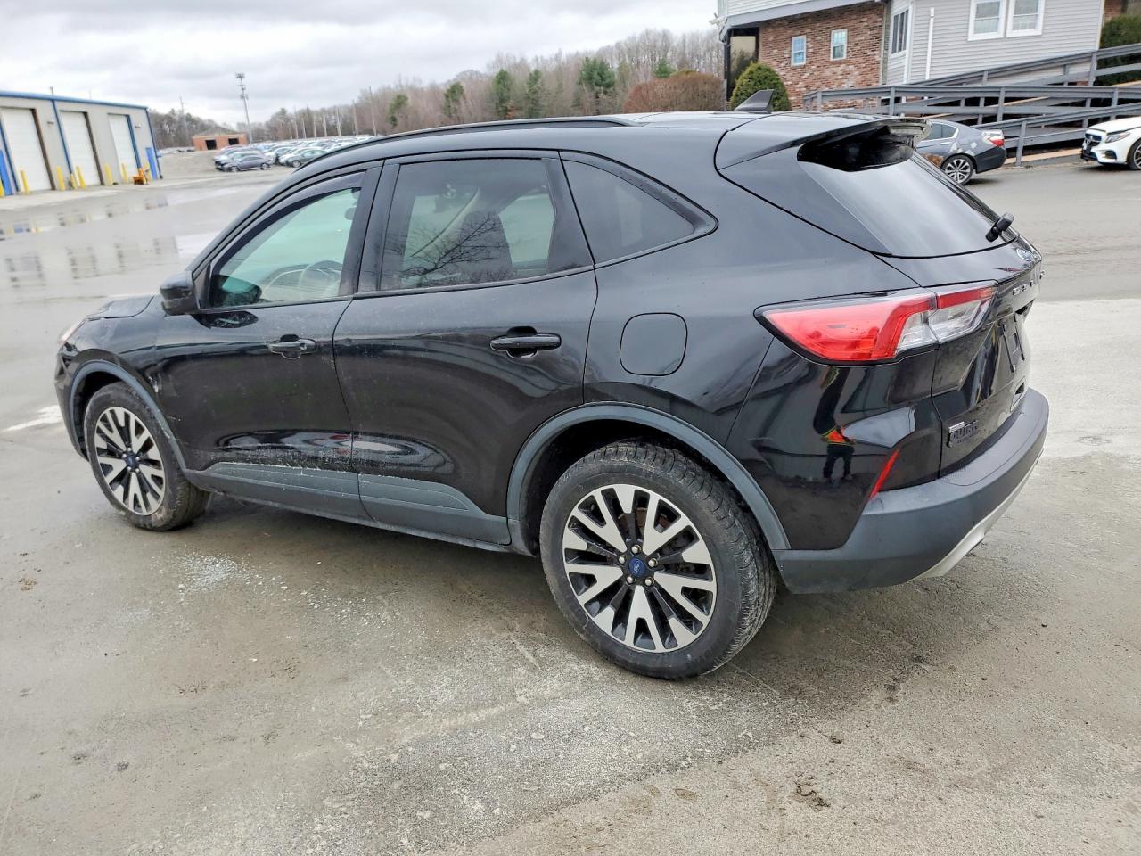 2020 FORD ESCAPE