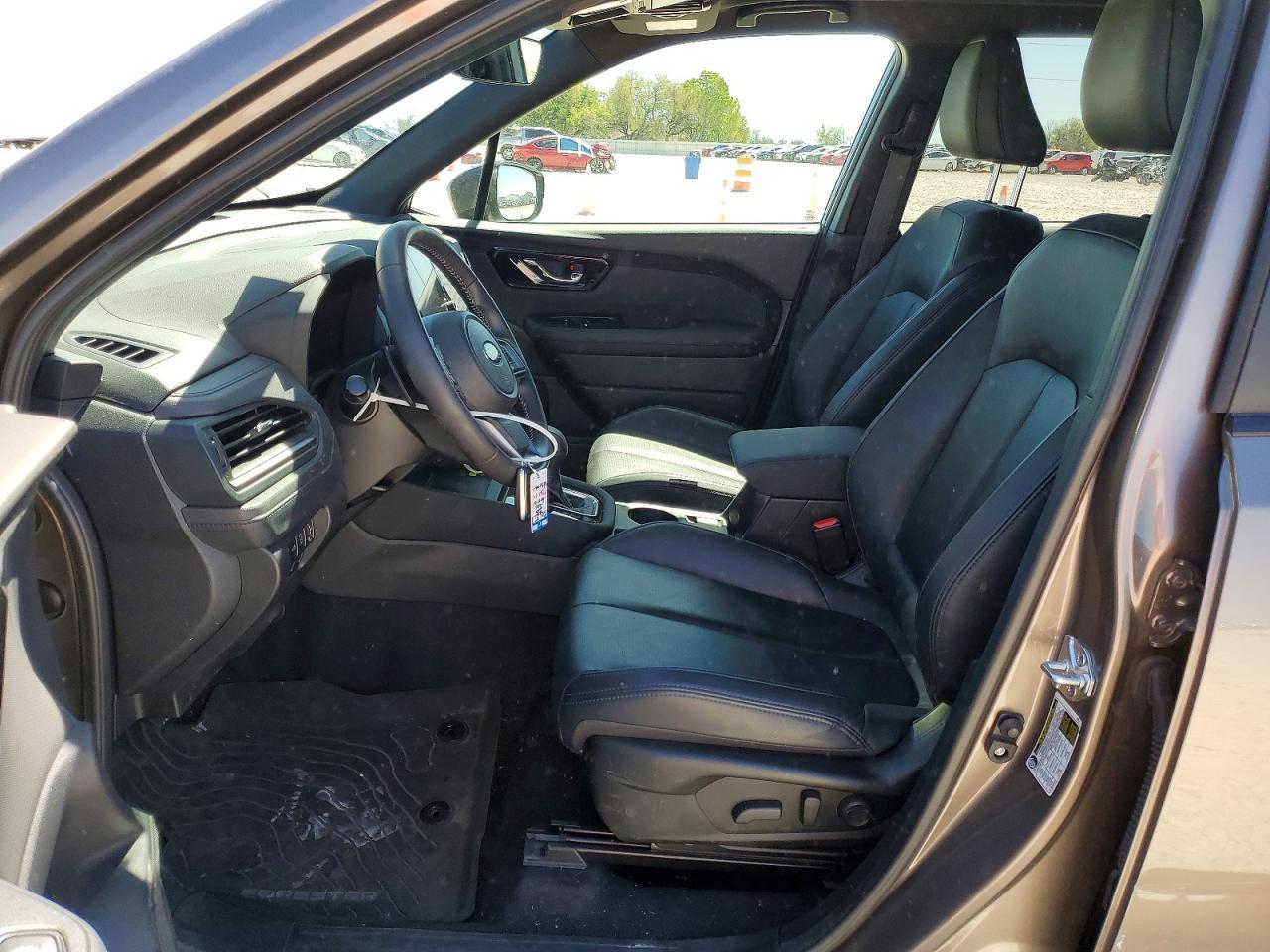 2025 SUBARU FORESTER