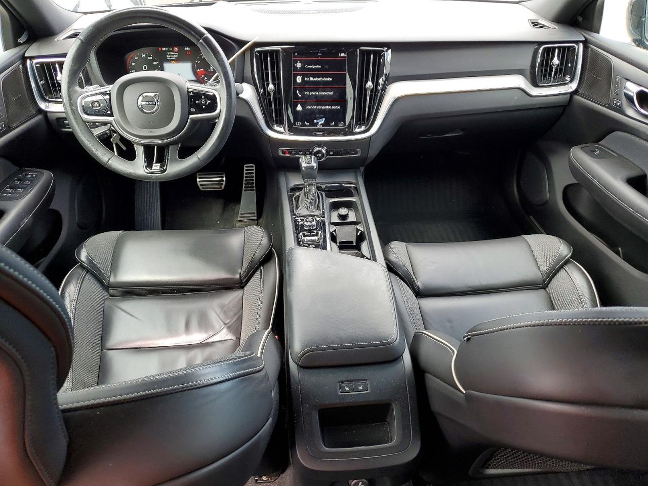 2019 VOLVO S60