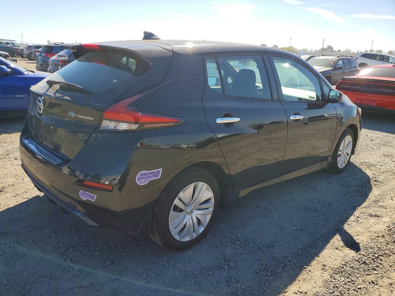 2019 NISSAN LEAF