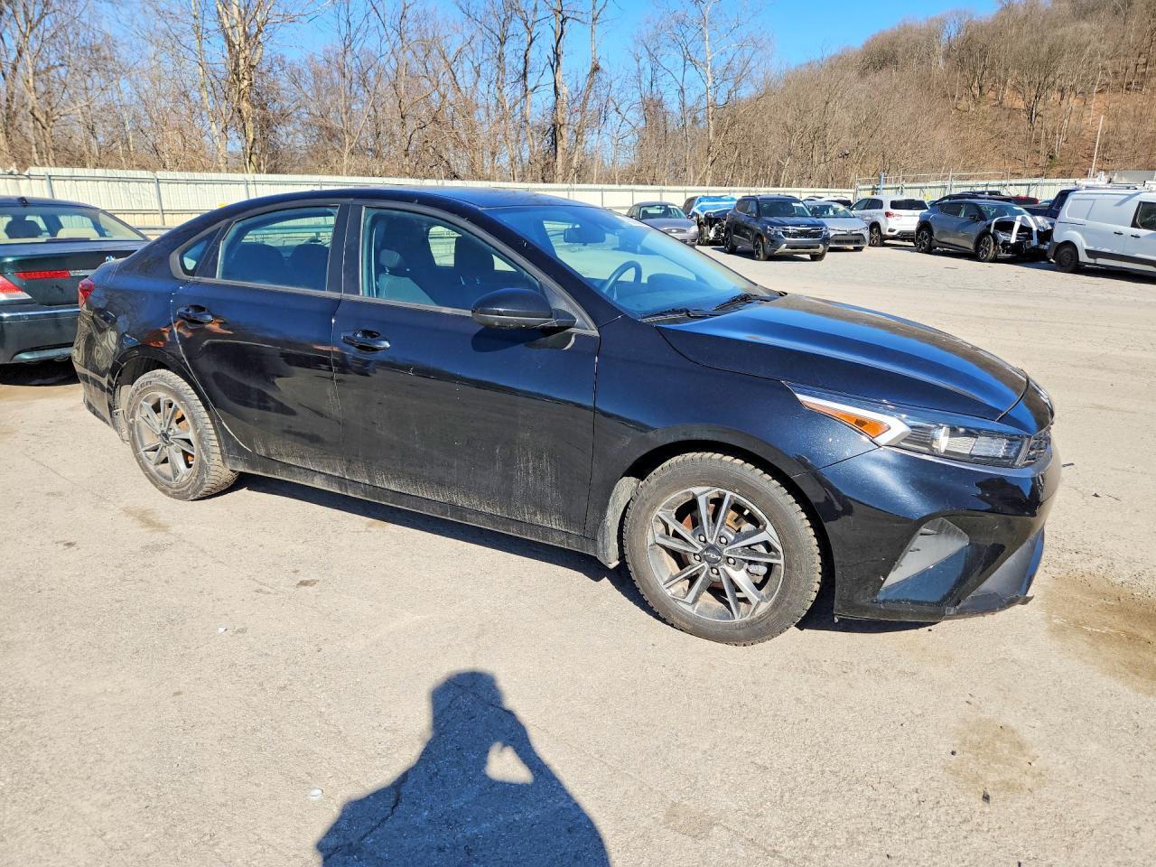 2023 KIA FORTE