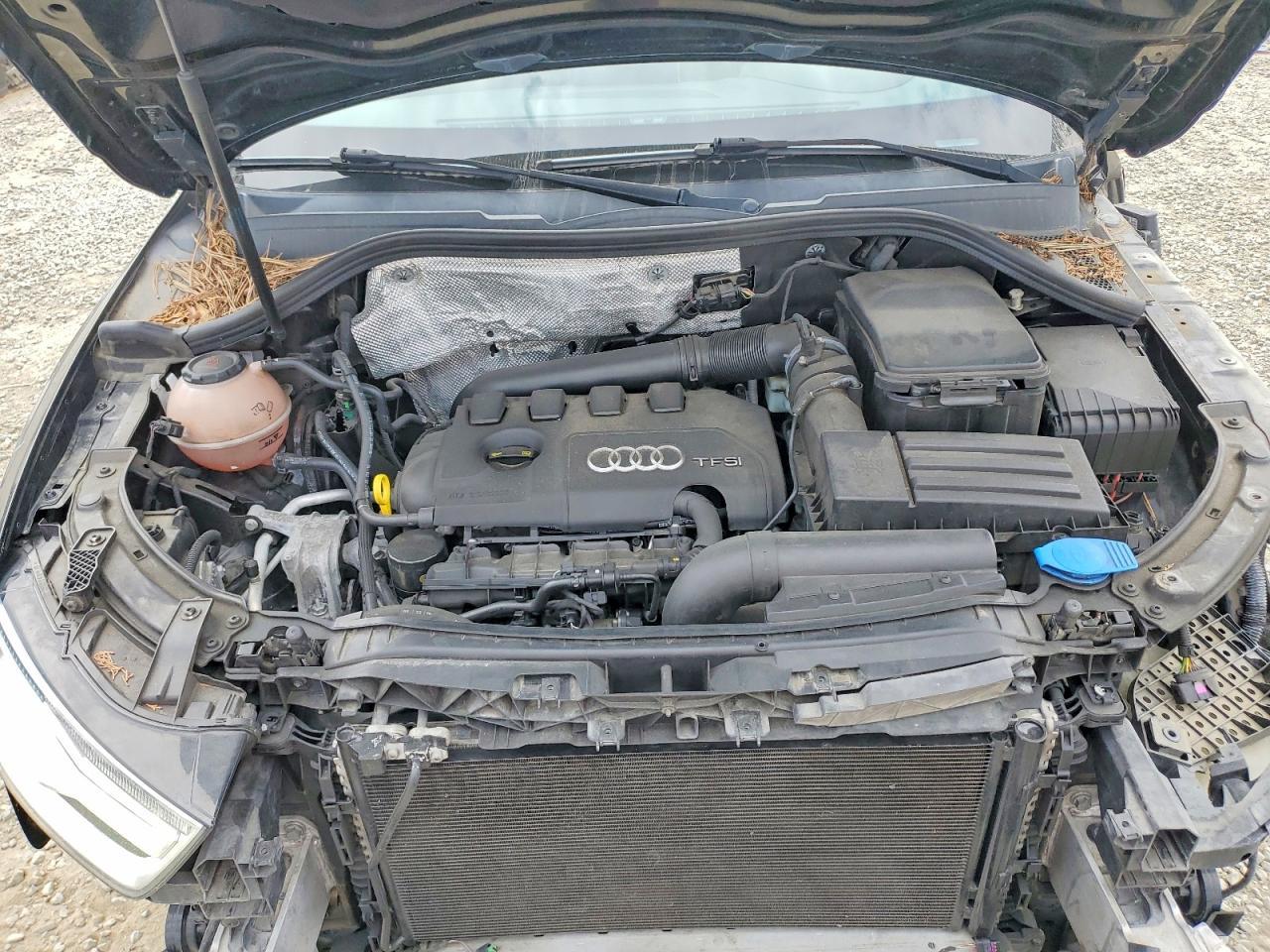 2016 AUDI Q3