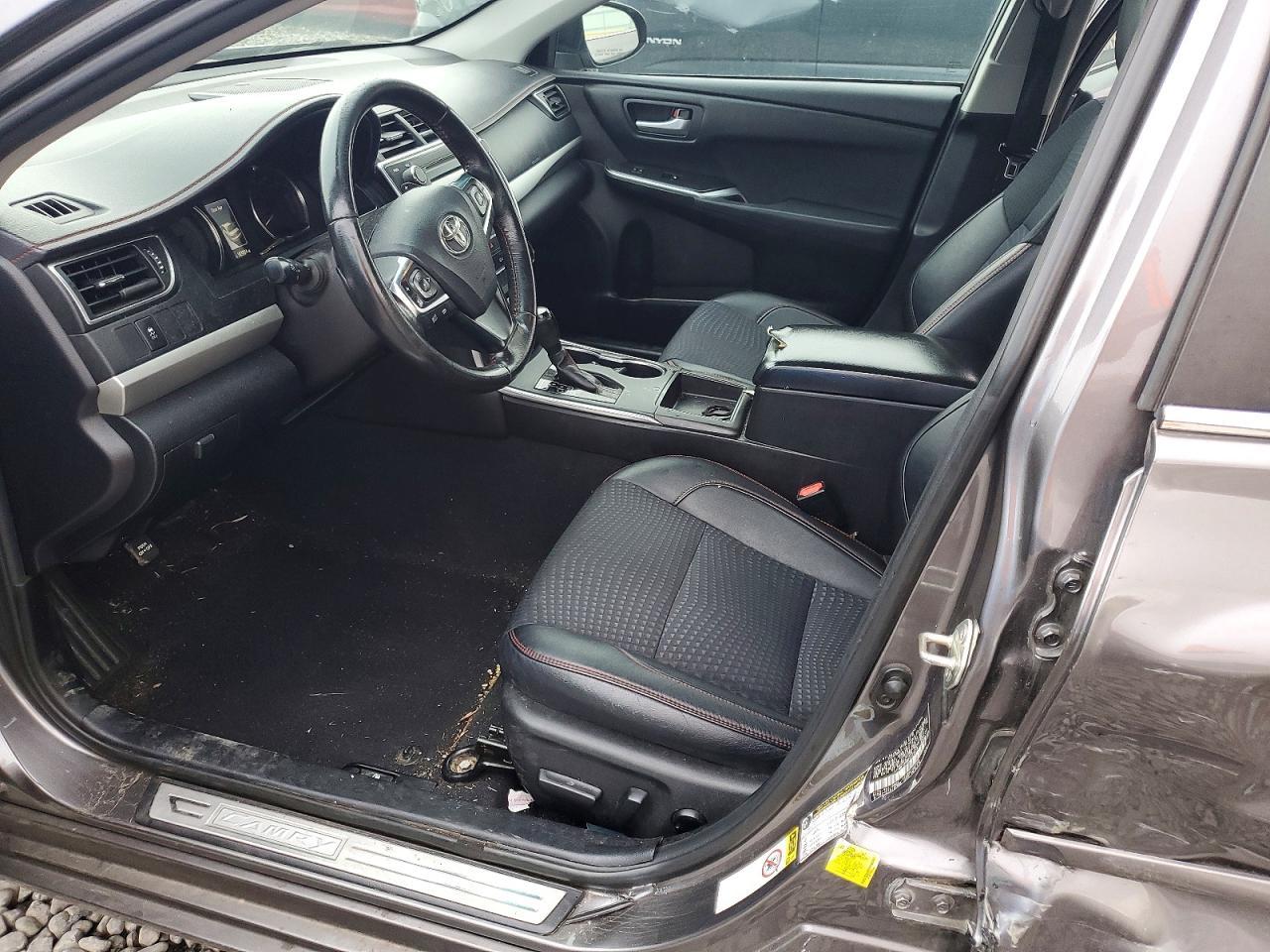 2015 TOYOTA CAMRY