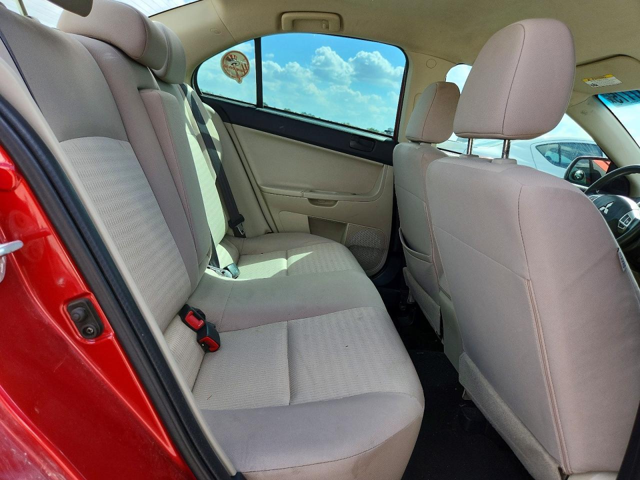 2013 MITSUBISHI LANCER