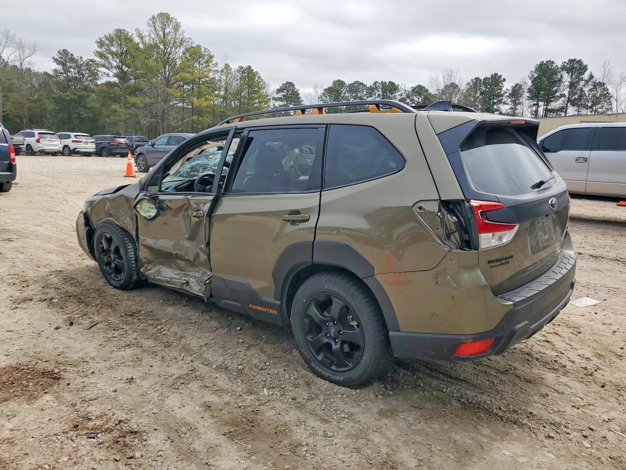 2024 SUBARU FORESTER