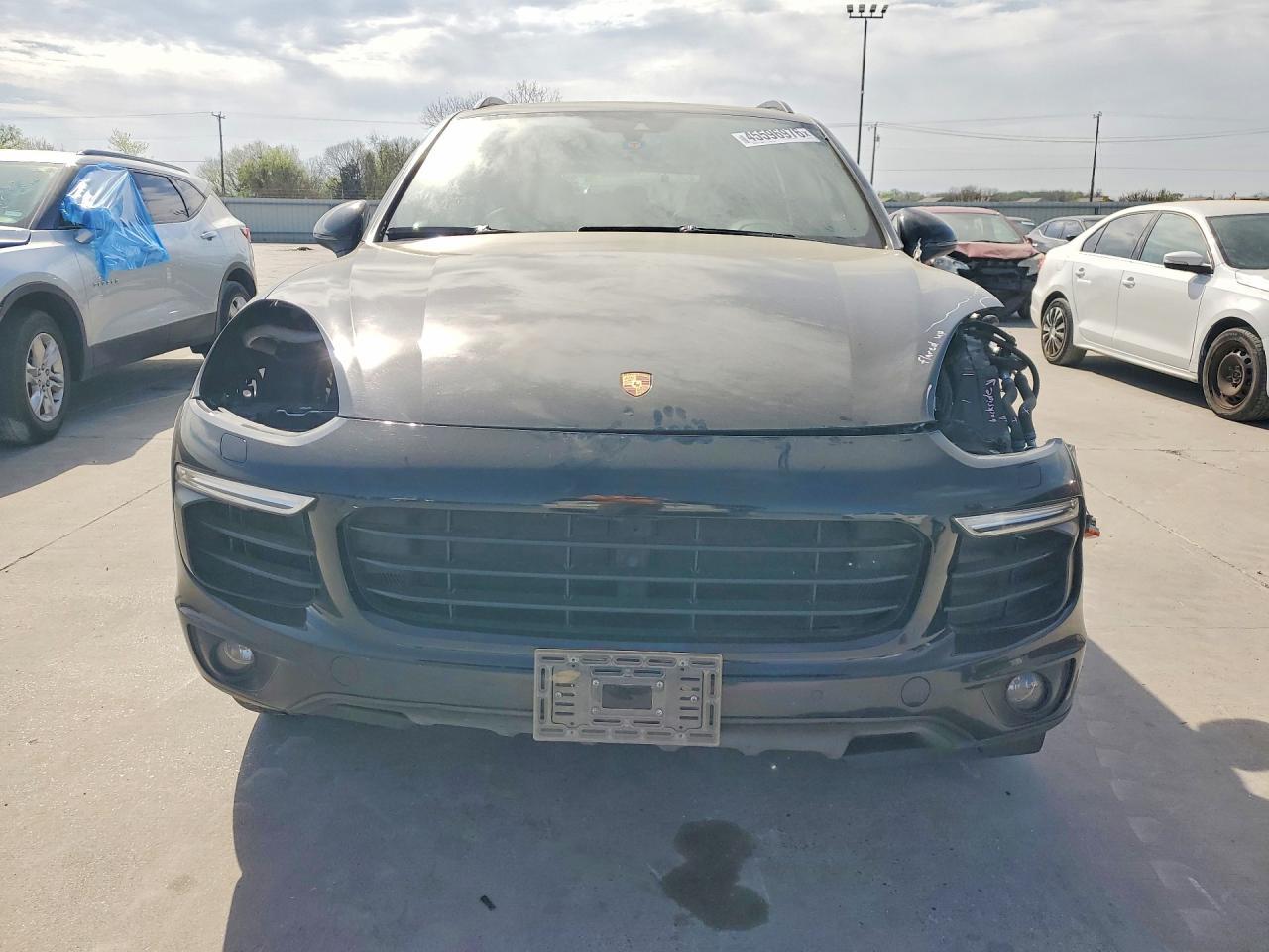 2018 PORSCHE CAYENNE