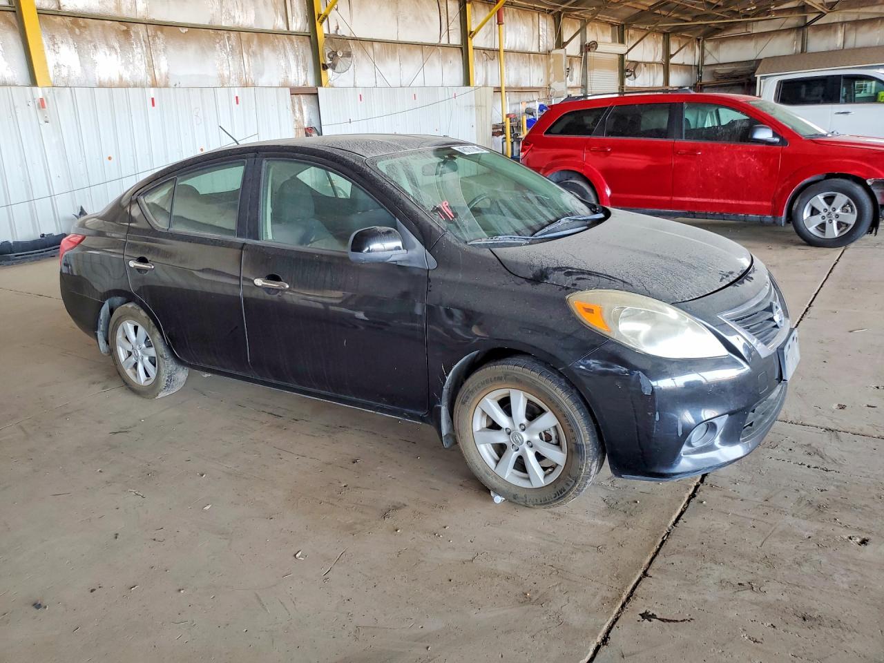 2012 NISSAN VERSA
