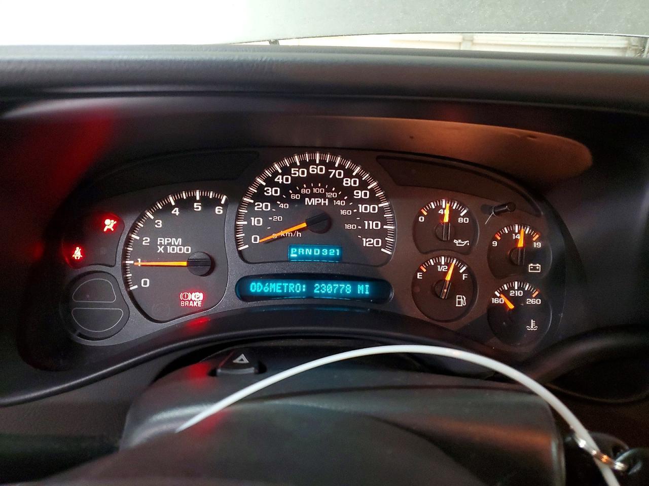 2003 CHEVROLET Tahoe