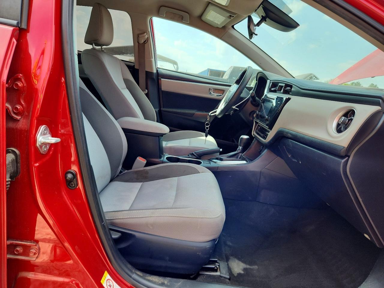 2017 TOYOTA COROLLA