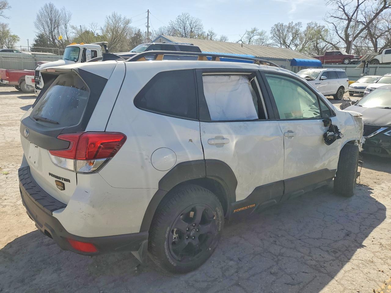 2024 SUBARU FORESTER