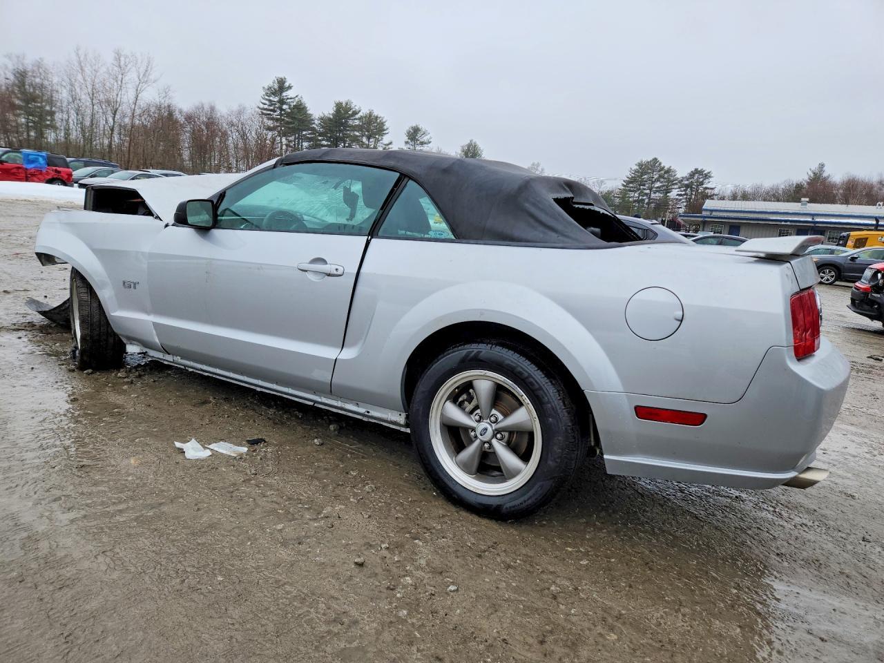2006 FORD MUSTANG
