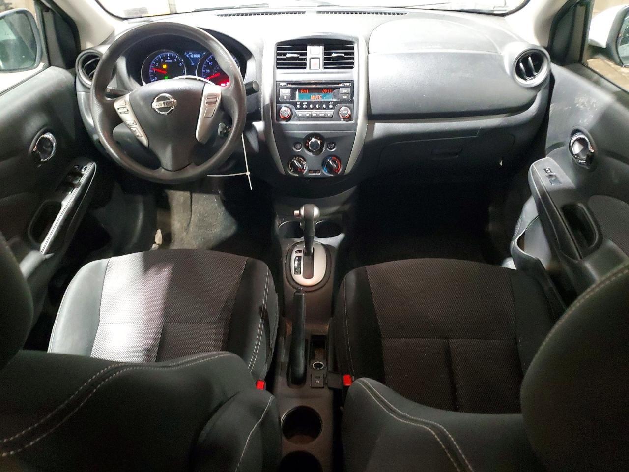 2016 NISSAN VERSA