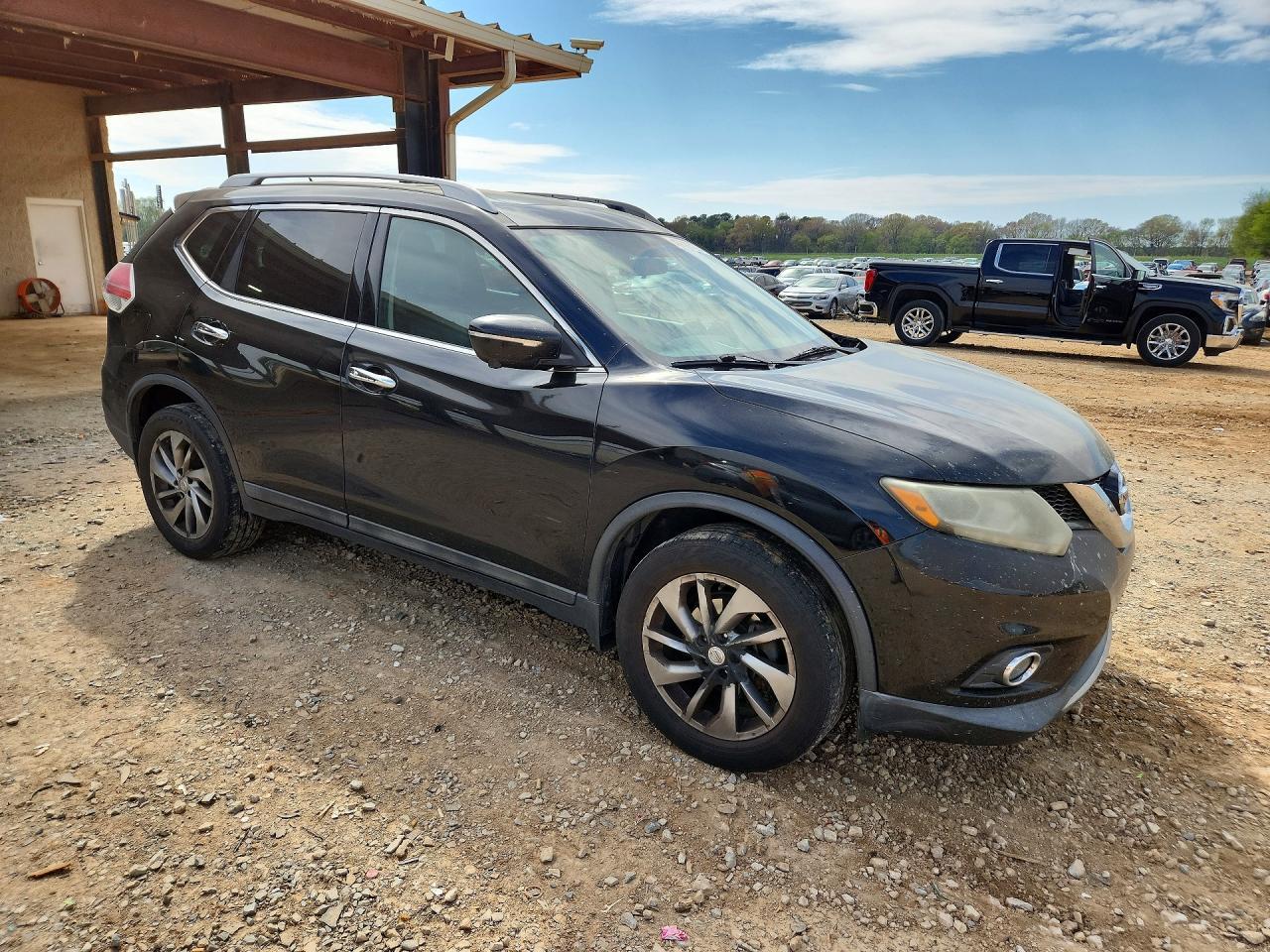 2014 NISSAN ROGUE