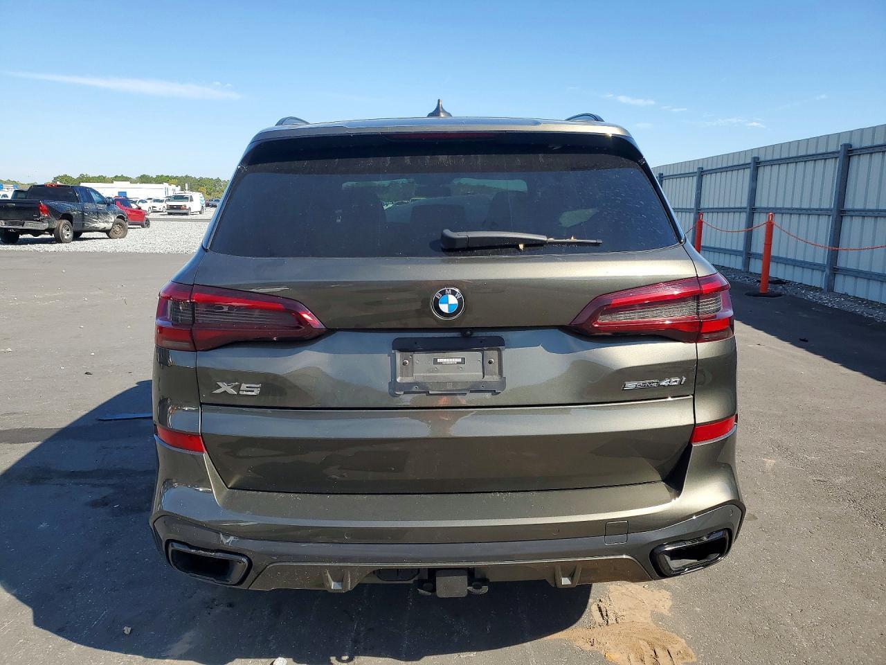 2022 BMW X5