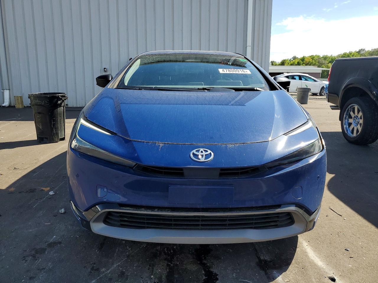 2024 TOYOTA PRIUS