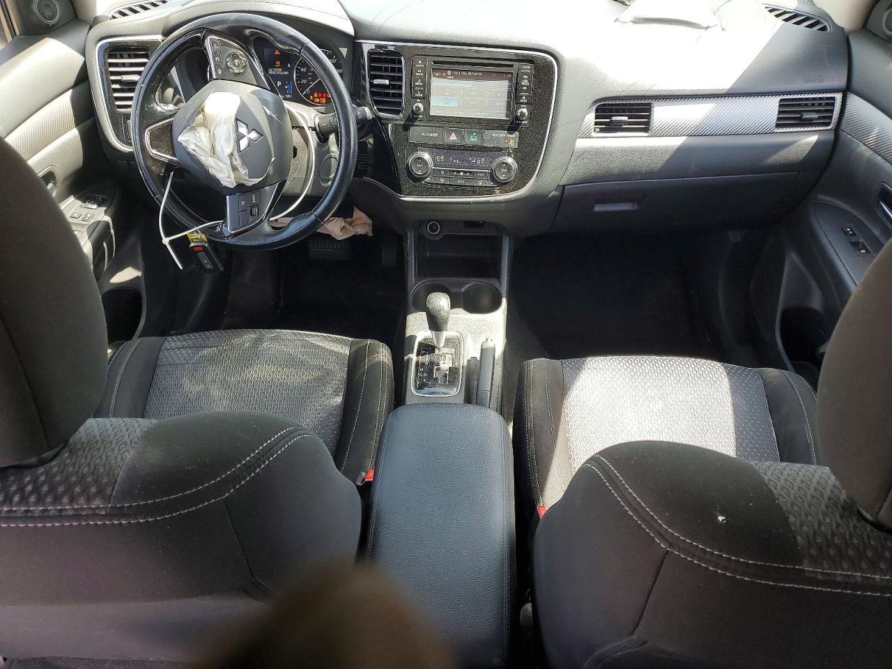 2016 MITSUBISHI outlander