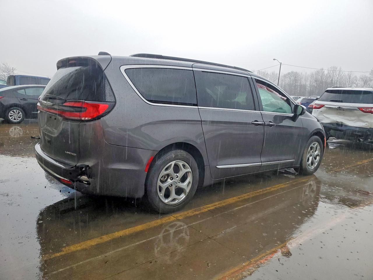2023 CHRYSLER Pacifica
