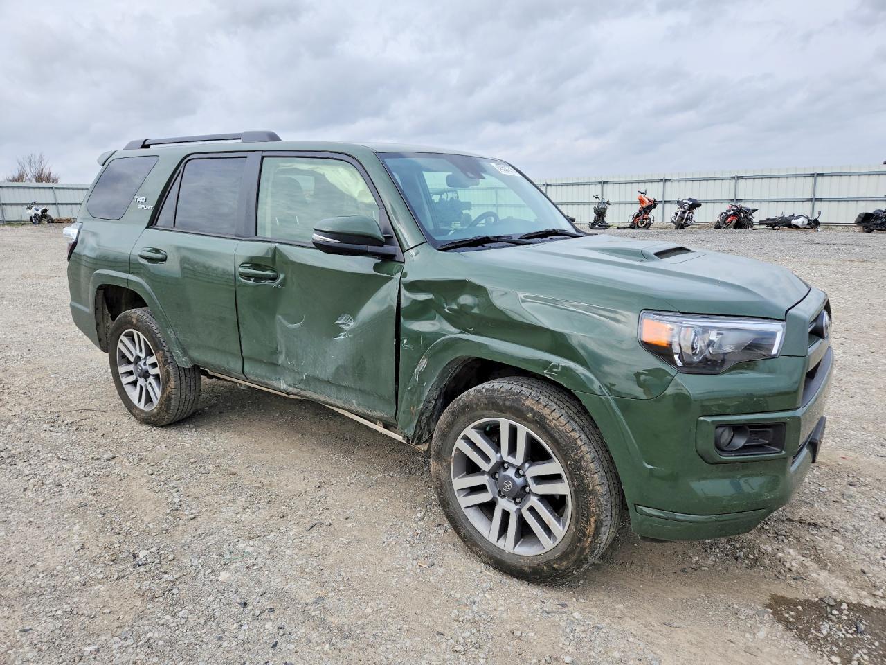 2022 TOYOTA 4Runner
