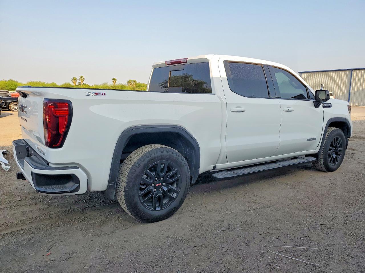 2025 GMC Sierra