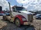 2016 KENWORTH T880