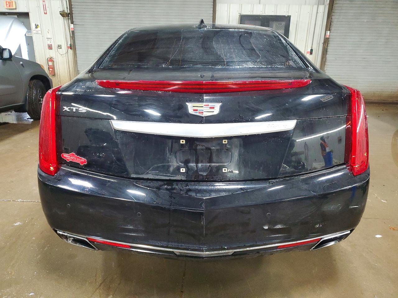 2017 CADILLAC XTS