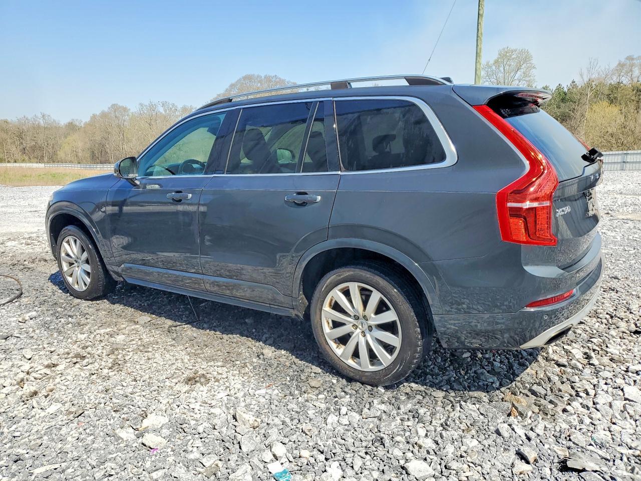 2017 VOLVO XC90