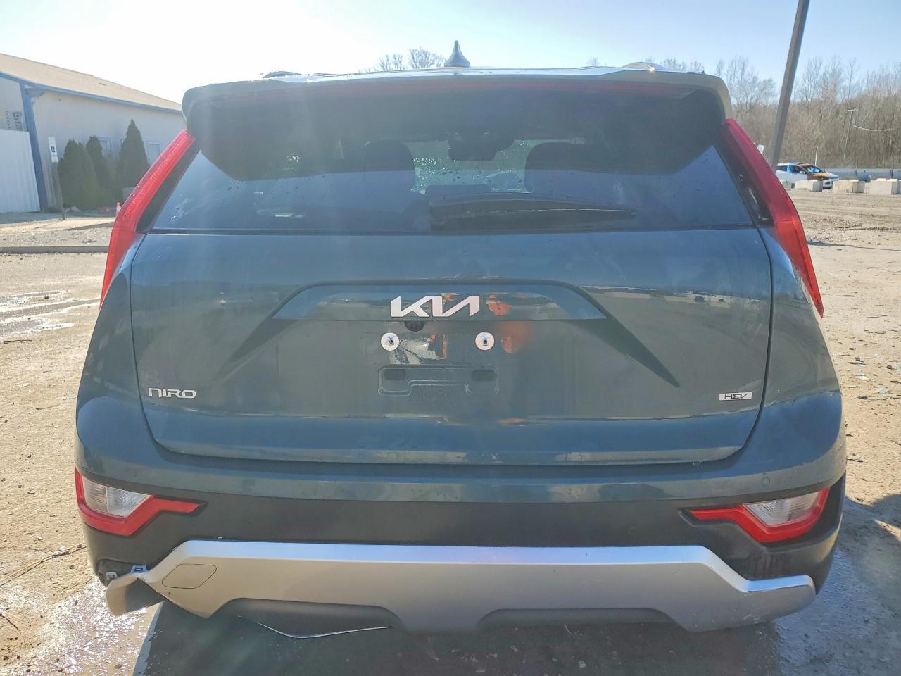2025 KIA Niro