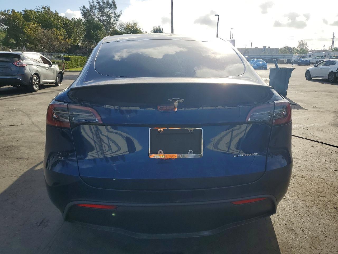 2022 TESLA MODEL Y