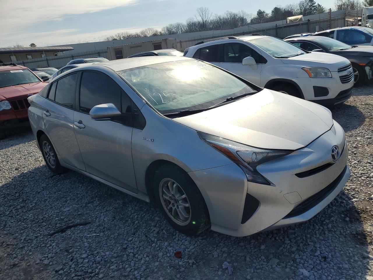 2016 TOYOTA PRIUS