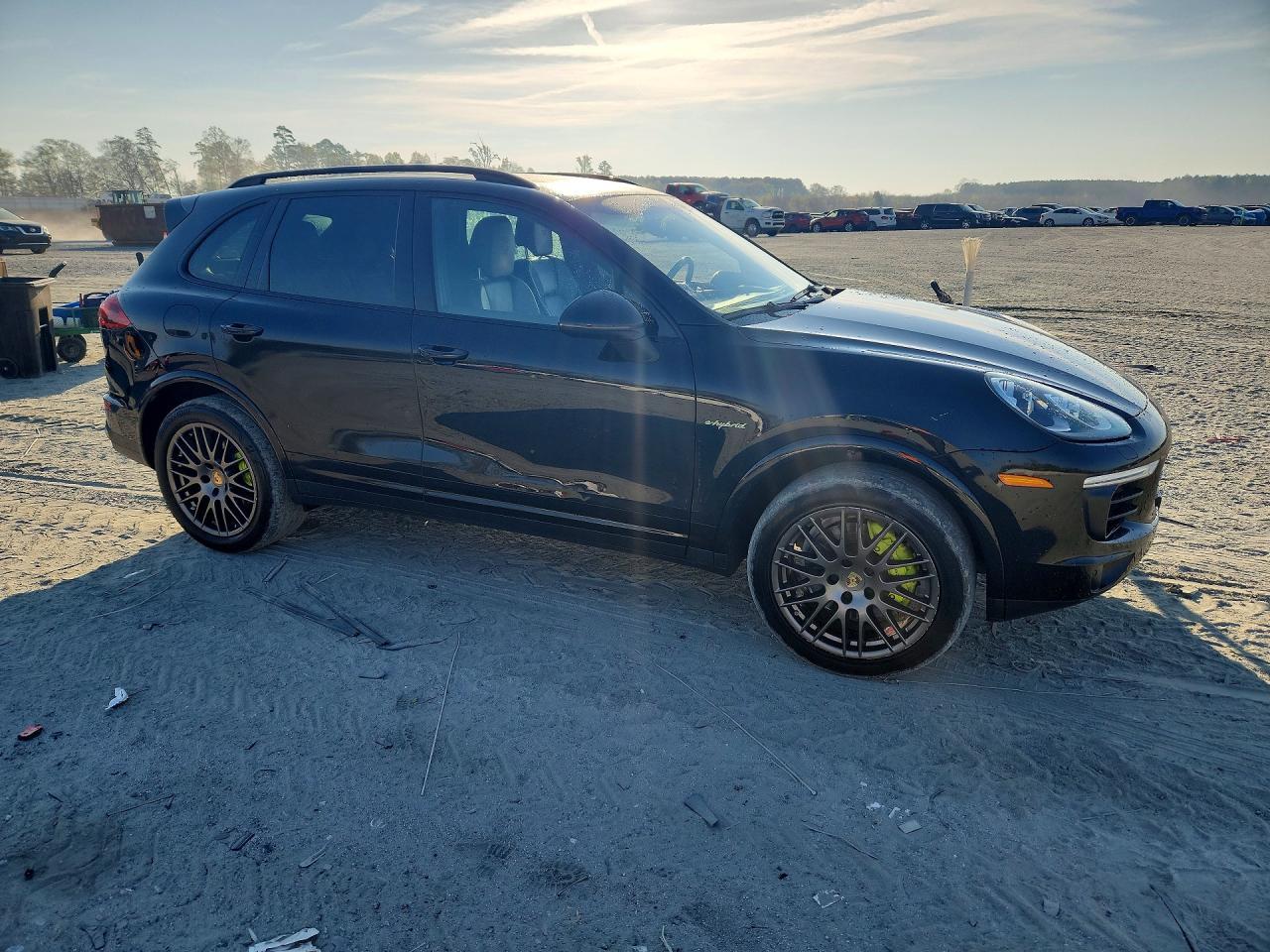 2018 PORSCHE CAYENNE