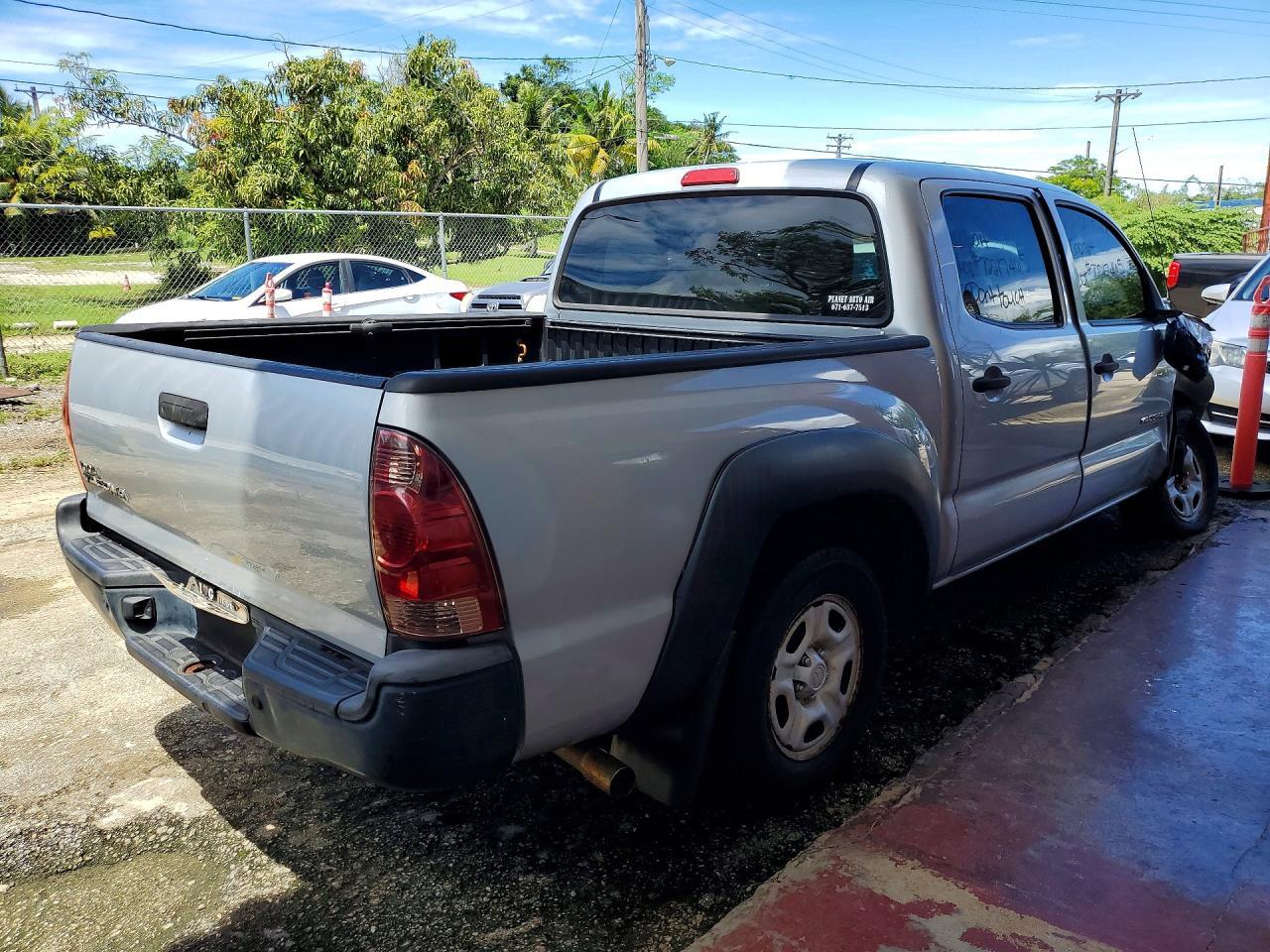 2012 TOYOTA TACOMA