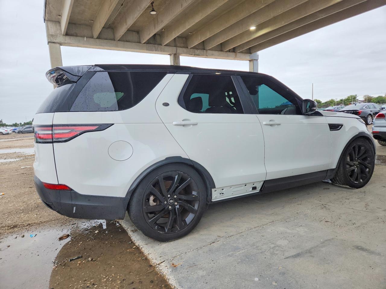 2019 LAND ROVER Discovery